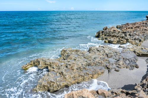 holiday inn express north palm beach oceanview by ihg