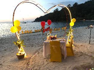 walking distance to the beach pangkor