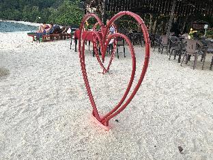 walking distance to the beach pangkor