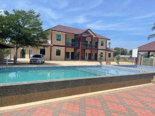 fariss homestay and resort