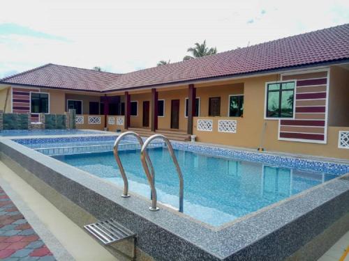 fariss homestay and resort