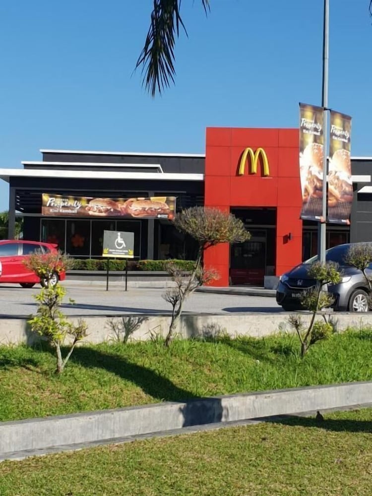 tambun dmewah homestay