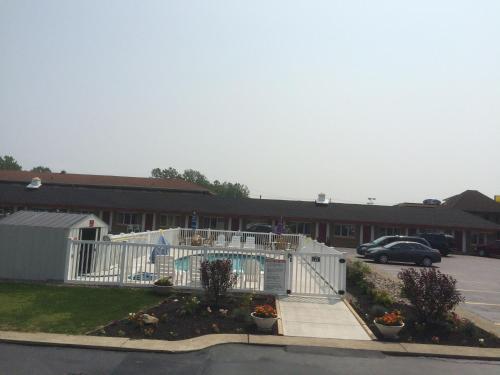 caravan motel