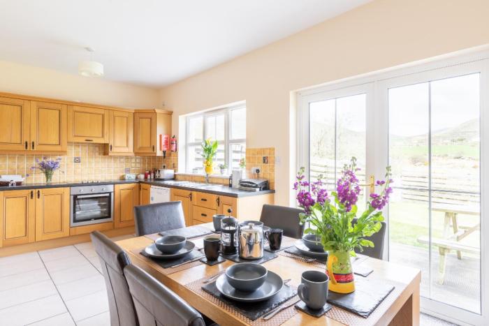 cois chnoic holiday home dingle