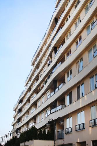 sunflower apartments