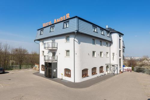 amber hotel