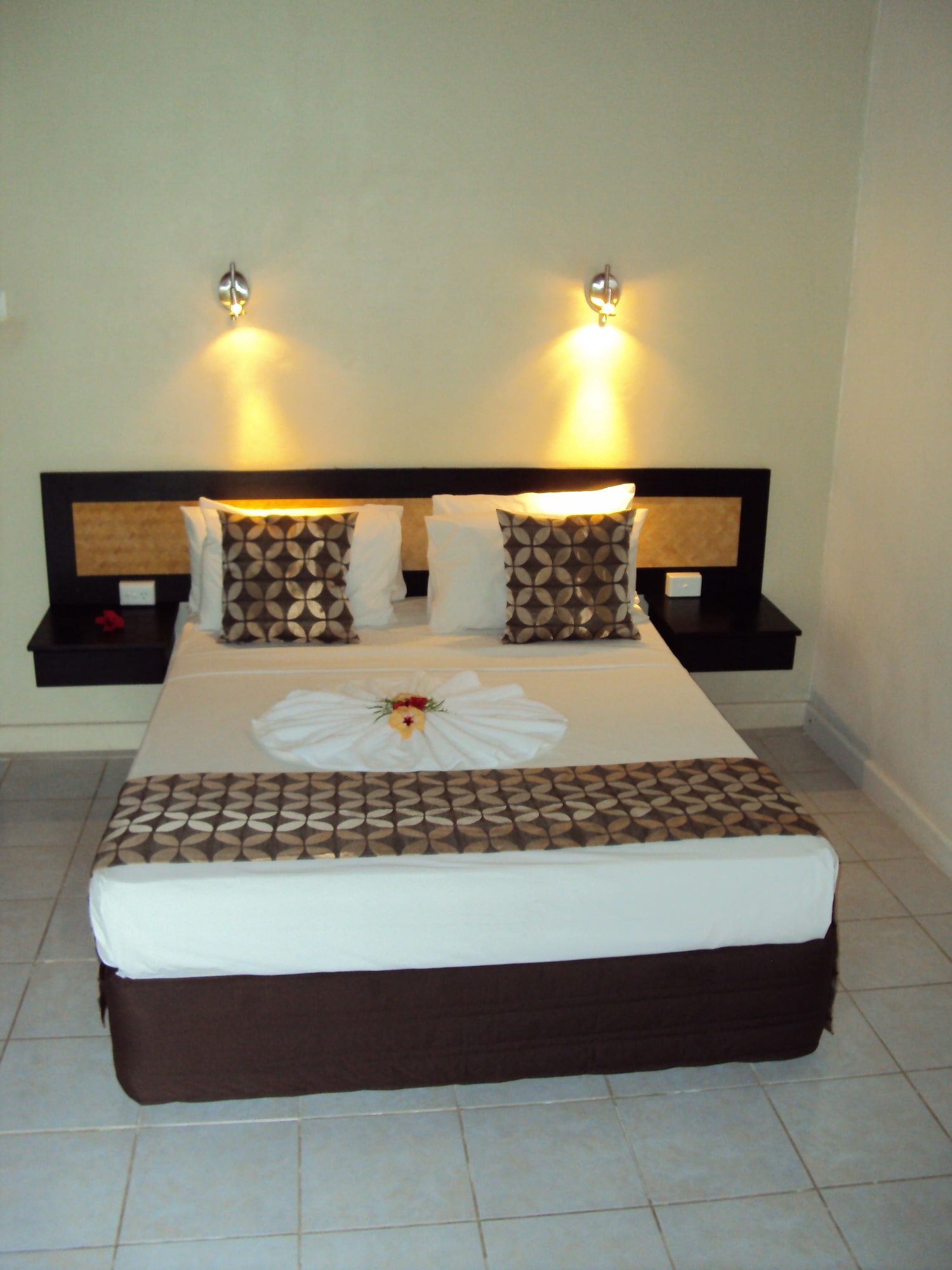 geckos resort