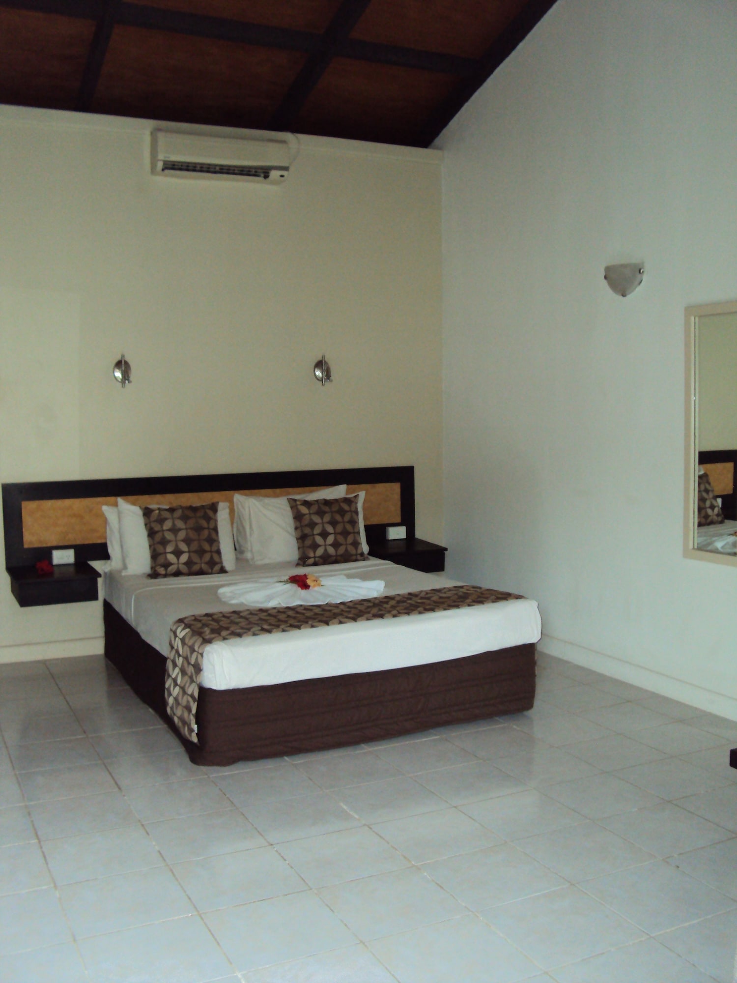 geckos resort
