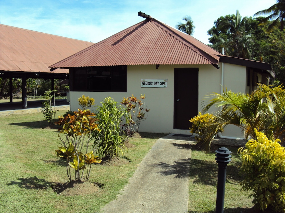 geckos resort