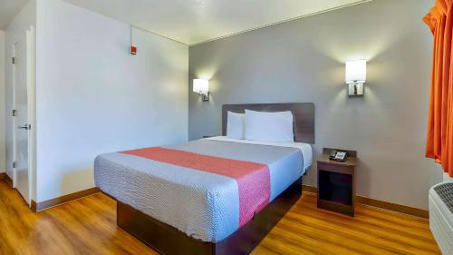 Motel 6 Santa Rosa, Nm,Guadalupe County>>Guadalupe,2 star