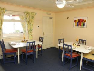 Little Bullocks Farm,Elsenham>>Bishop's Stortford,4 star