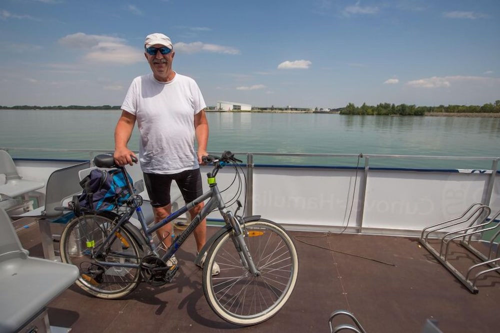 yachter club modra cajka