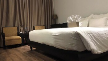 orchid hotel