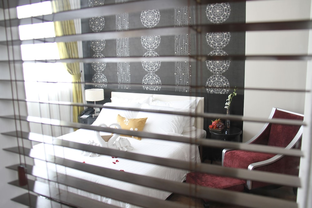 orchid hotel