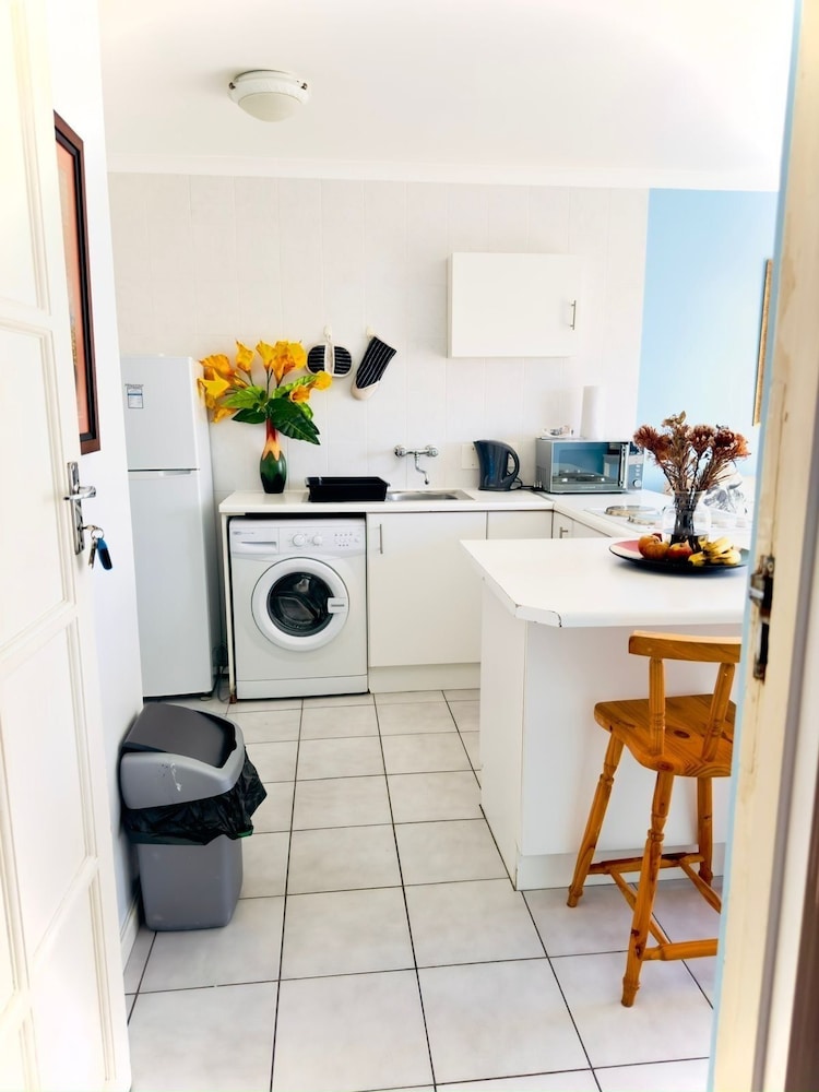 caline vip apartments beach close