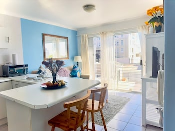 caline vip apartments beach close