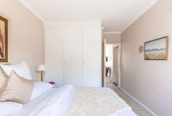 caline vip apartments beach close