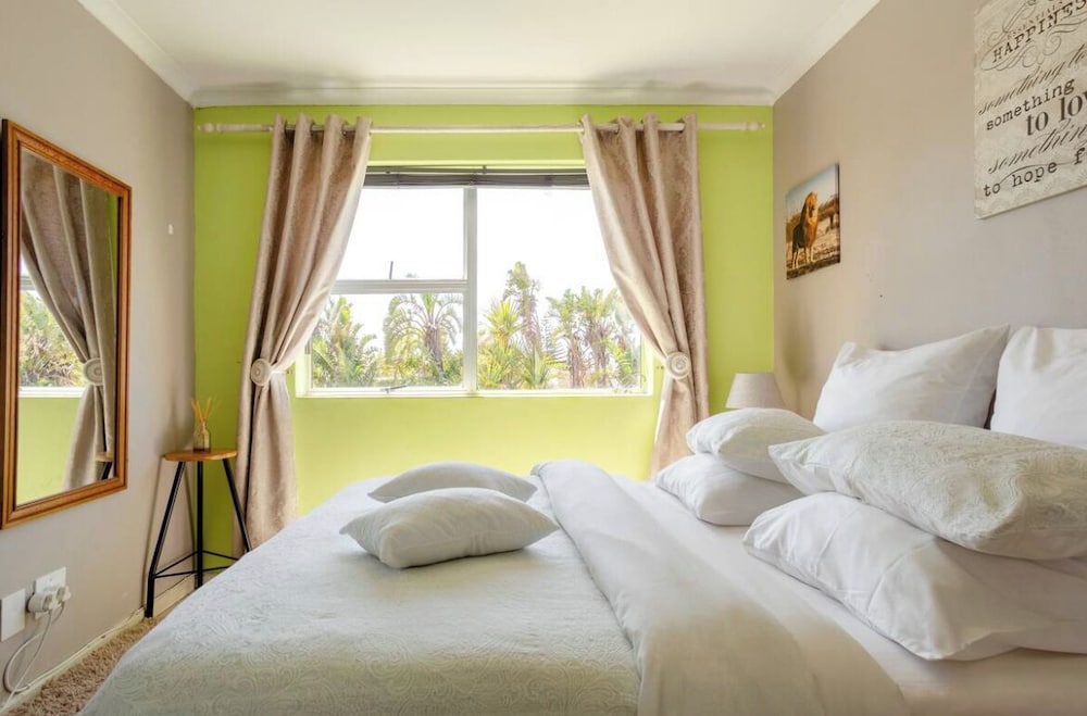 caline vip apartments beach close