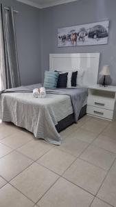 stay home airport lodge