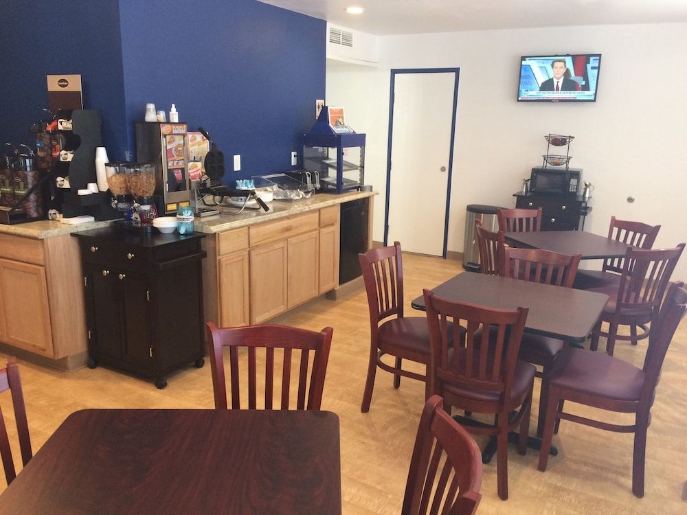 travelodge by wyndham raton