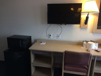 travelodge by wyndham raton