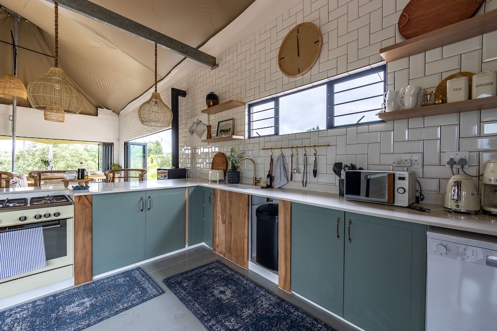 belvidere country estate