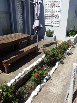 The Vintage Crane Guesthouse,,3 star