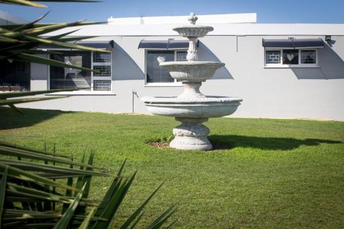 the vintage crane guesthouse