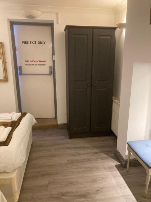 abingdon lodge and suit