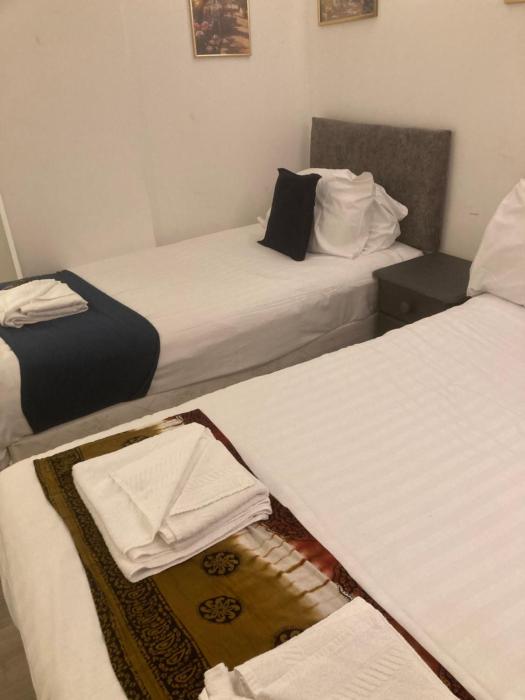 abingdon lodge and suit