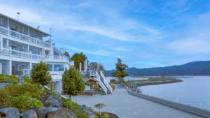 Sooke Harbour House,Gowlland Tod Provincial Park>>East Sooke,4 star