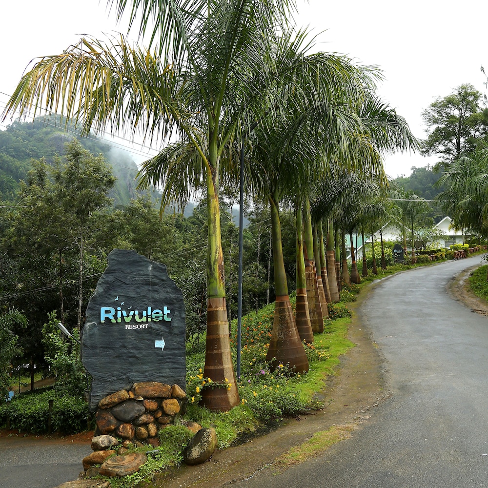 Rivulet,Devikolam>>Chithirapuram,4 star