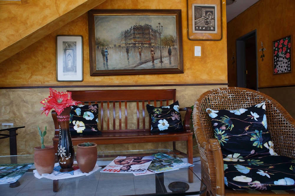 hotel la casona real