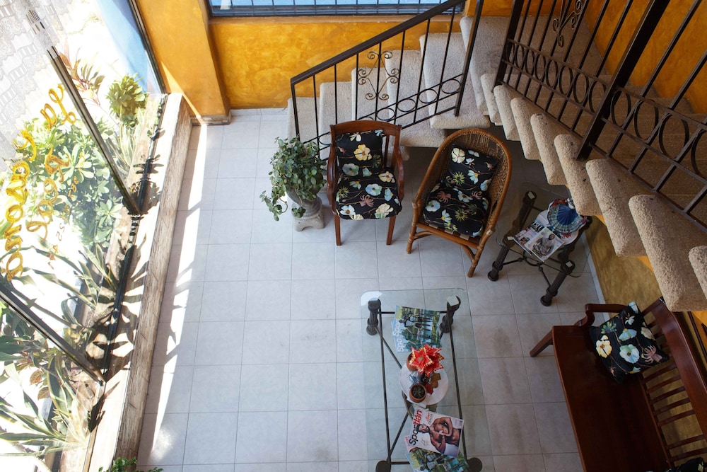 hotel la casona real
