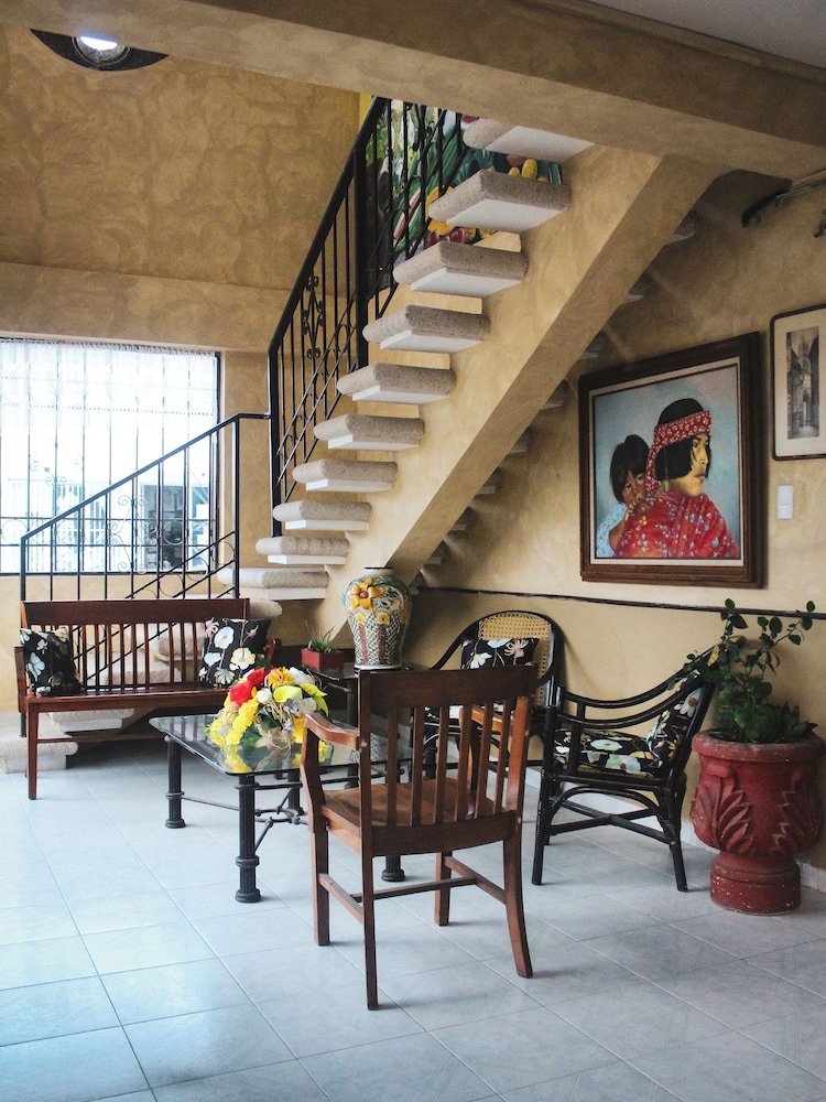 hotel la casona real