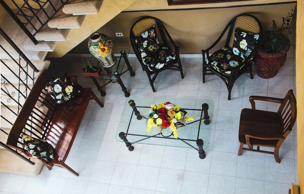 hotel la casona real