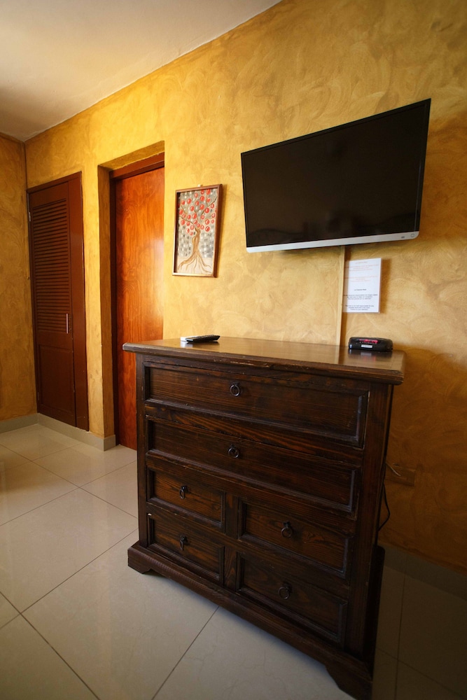 hotel la casona real