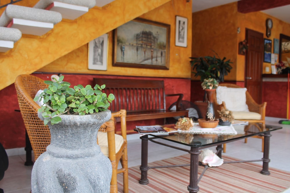 hotel la casona real