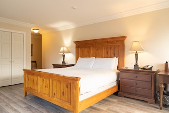 the inn at crestwood