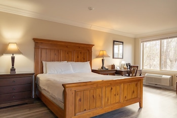 the inn at crestwood