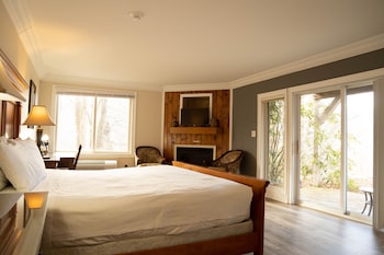 the inn at crestwood