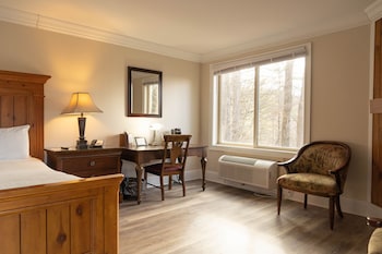 the inn at crestwood