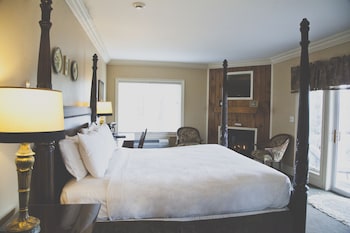 the inn at crestwood