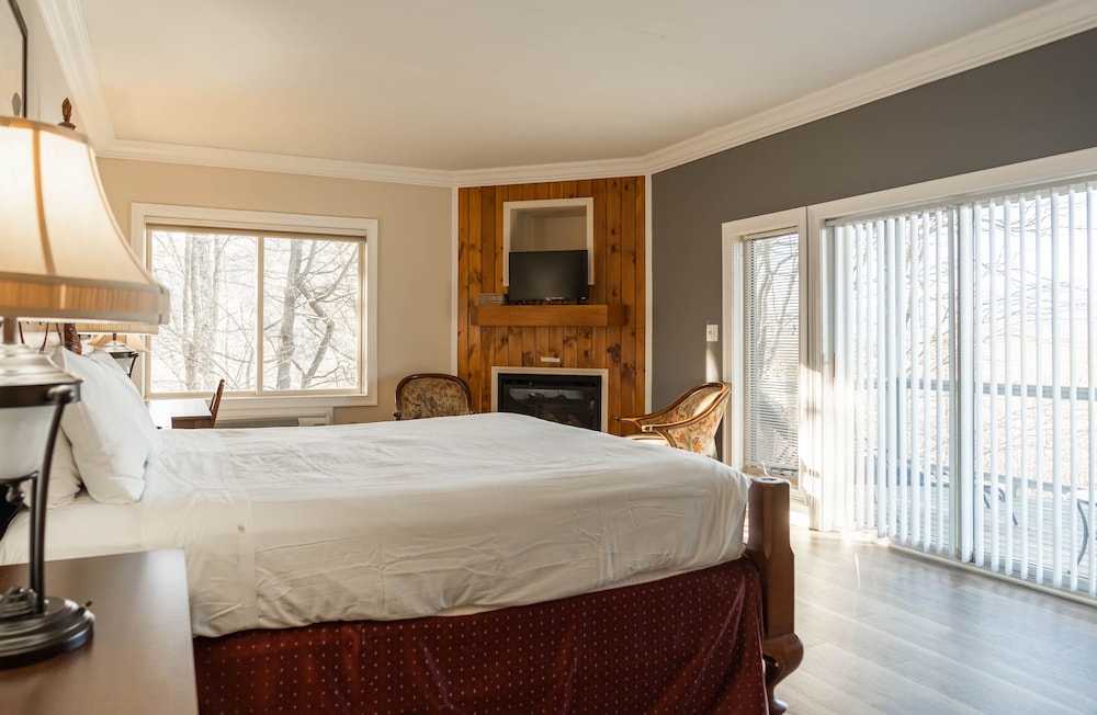 the inn at crestwood