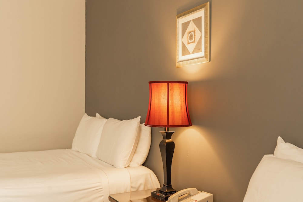 the inn at crestwood