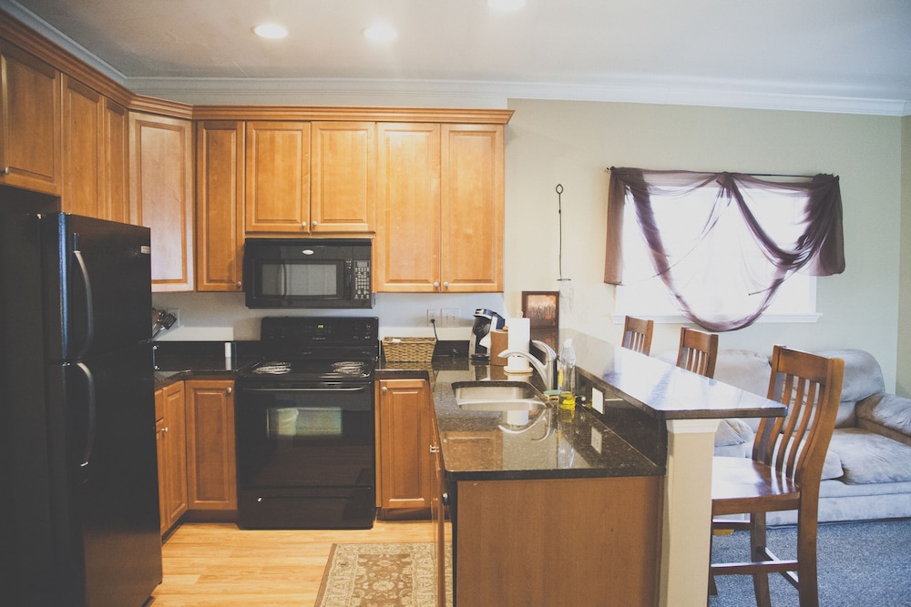 the inn at crestwood