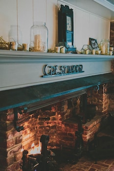 the inn at crestwood