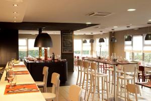 Campanile Epone,Epone>>Buc,3 star