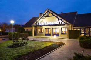 Comfort Hotel Etampes,Etampes>>Essonne,3 star