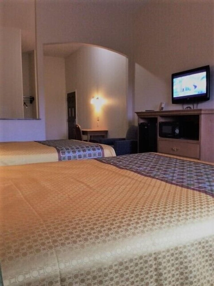 texas inn weslaco
